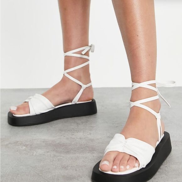 Simmi London Naeva tie ankle flatform sandals in white size 9 - Picture 2 of 10